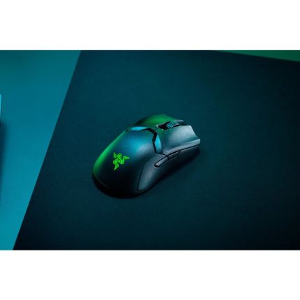 RAZER VIPER ULTIMATE WIRELESS GAMING MOUSE WITH CHARGING DOCK - AP PACKAGING