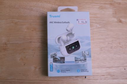 TRUSMI WS08-01 SEMI-IN-EAR MULTIFUNCTIONAL WIRLESS EARPHONE WITH LED SCREEN - WHITE